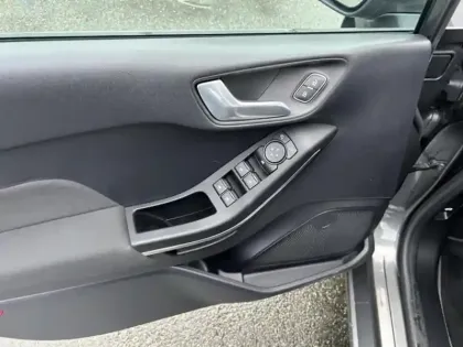 Photo 11 Ford Fiesta  1.0 Flexifuel 95ch Titanium Business 5p