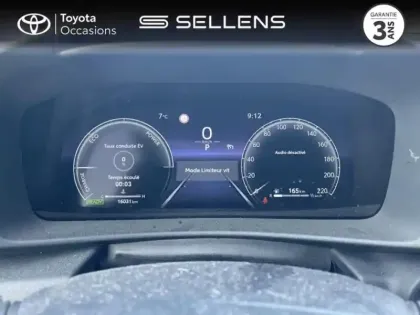 Photo 13 Toyota C-HR  1.8 Hybride 140ch Design NG23