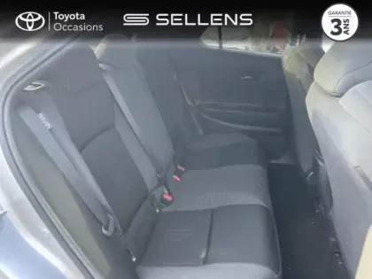 Photo 6 Toyota C-HR  1.8 Hybride 140ch Design NG23