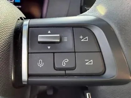 Photo 14 Citroën C4  PureTech 130ch S&S Shine