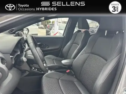 Photo 10 Toyota Yaris  130h Première 5p MC24