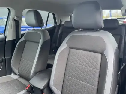 Photo 12 Volkswagen T-cross  1.0 TSI 110ch R-Line Tech DSG7