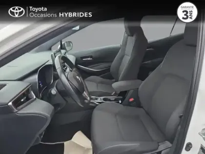 Photo 25 Toyota Corolla  122h Dynamic