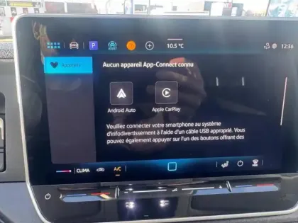 Photo 13 Volkswagen Crafter  Fg 35 L3H3 2.0 TDI 177ch Business Traction BVA8