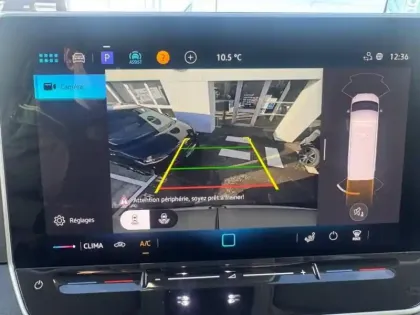 Photo 12 Volkswagen Crafter  Fg 35 L3H3 2.0 TDI 177ch Business Traction BVA8