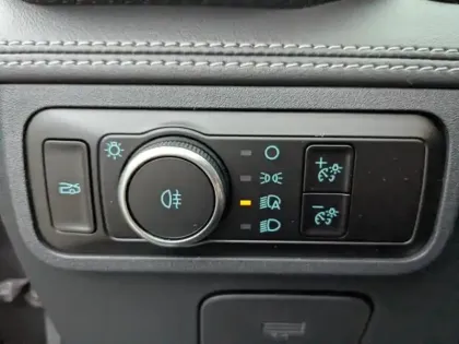 Photo 10 Ford Mustang Gén. VII Ph1 GT 2