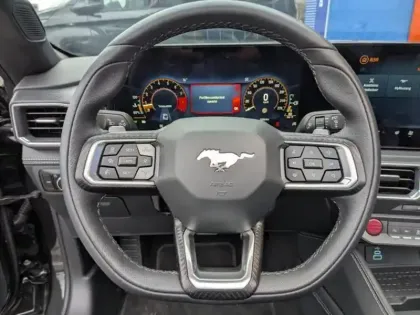 Photo 12 Ford Mustang Gén. VII Ph1 GT 2