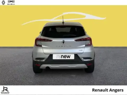 Photo 11 Renault Captur  1.6 E-Tech hybride 145ch Intens -21