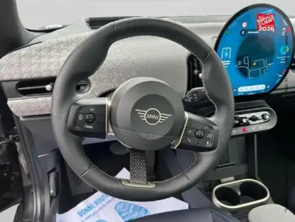 Photo 11 Mini Cooper  3 Portes C 156ch Favoured DKG7