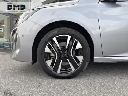 Photo 12 Peugeot 208  1.2 Hybrid 110ch Allure e-DCS6