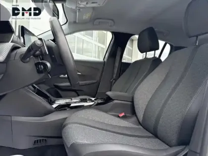 Photo 8 Peugeot 208  1.2 Hybrid 110ch Allure e-DCS6