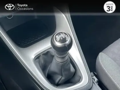 Photo 11 Toyota Yaris  120 VVT-i Dynamic 5p MY22