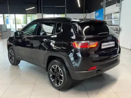 Photo 8 Jeep Compass  1.3 Turbo T4 240ch PHEV 4xe S AT6 eAWD