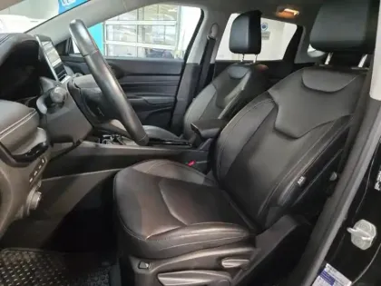 Photo 13 Jeep Compass  1.3 Turbo T4 240ch PHEV 4xe S AT6 eAWD