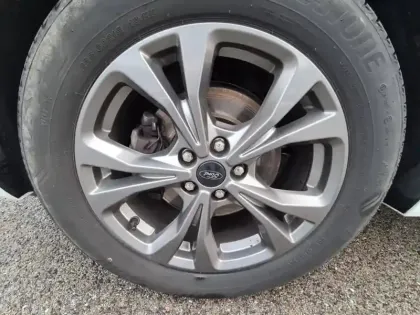 Photo 8 Ford Kuga  2.5 Duratec 190ch FHEV ST-Line X BVA