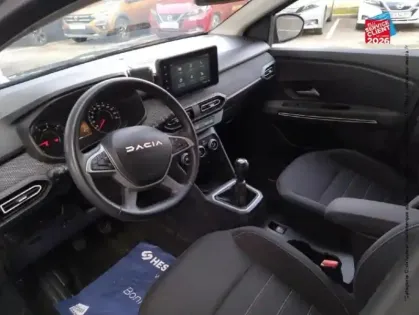 Photo 13 Dacia Jogger  1.0 ECO-G 100ch SL Extreme+ 7 places