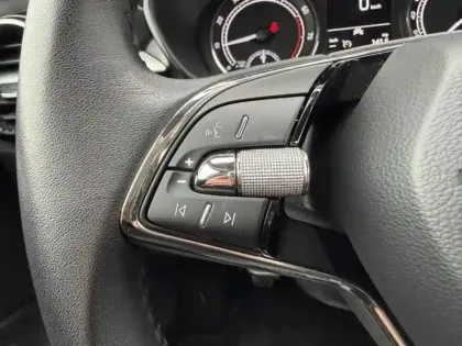 Photo 12 Skoda Fabia  1.0 MPI 80ch Ambition