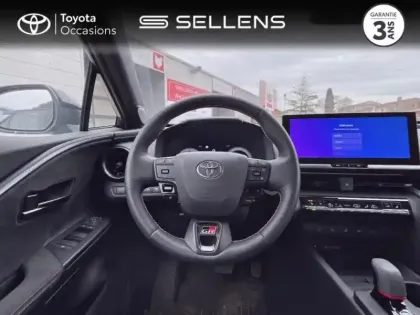 Photo 8 Toyota C-HR  2.0 Hybride Rechargeable 225ch GR Sport Premiere NG23