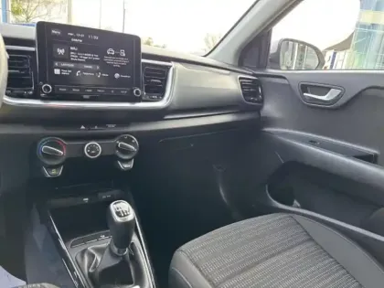 Photo 14 Kia Stonic  1.0 T-GDi 100ch Active