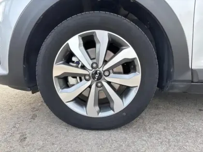 Photo 8 Kia Stonic  1.0 T-GDi 100ch Active