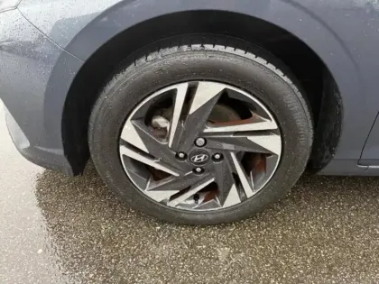 Photo 7 Hyundai I20  1.0 T-GDi 100ch Hybrid Intuitive