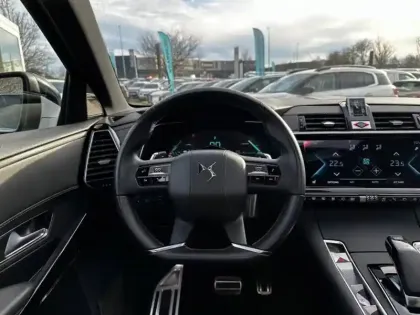 Photo 8 DS DS 7  Crossback E-TENSE 4x4 300ch Rivoli