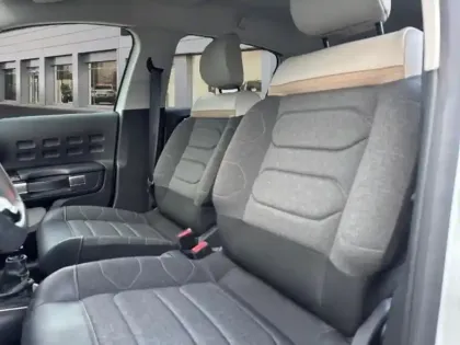 Photo 8 Citroën C3  1.2 PureTech 110ch S&S Shine 120-123g