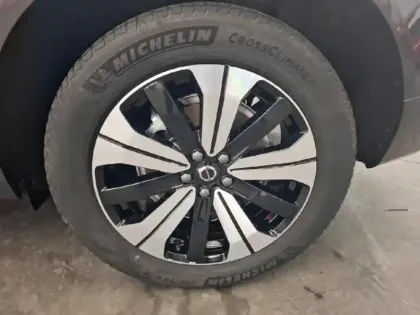 Photo 8 Volvo Xc60  T6 Hybride Rechargeable 253 + 145ch Plus Style Dark Geartronic 8 AWD