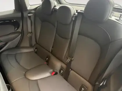 Photo 12 Mini Mini  5 Portes Cooper S 178ch  John Cooper Works BVA7