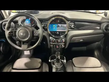 Photo 9 Mini Mini Gén. III (F55) Ph3 Edition Premium Plus 5