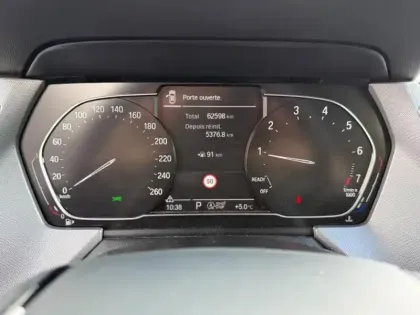 Photo 8 BMW Serie 1 Série 1 116iA 109ch Business Design DKG7