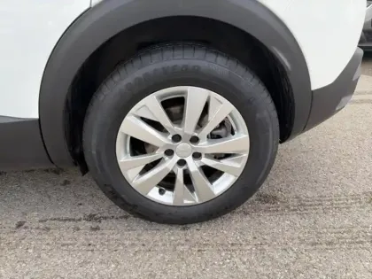 Photo 10 Peugeot 3008  1.2 PureTech 130ch Allure S&S