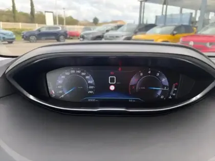 Photo 11 Peugeot 3008  1.2 PureTech 130ch Allure S&S