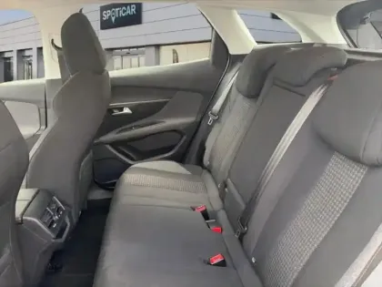 Photo 9 Peugeot 3008  1.2 PureTech 130ch Allure S&S