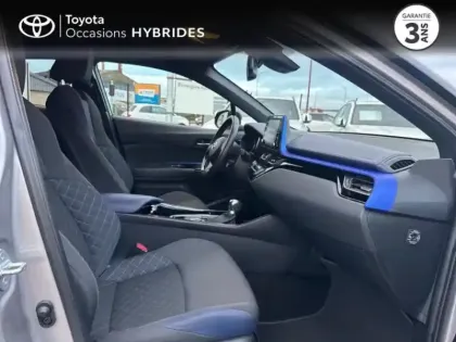 Photo 5 Toyota C-HR  184h Graphic 2WD E-CVT MC19