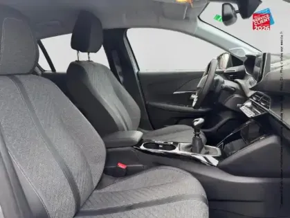 Photo 19 Peugeot 208  1.2 PureTech 100ch S&S Allure