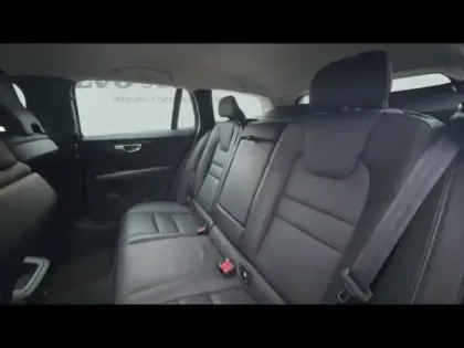 Photo 5 Volvo V60  B4 197ch Plus Style Dark DCT 7