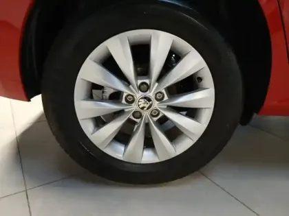 Photo 9 Skoda Kamiq  1.0 TSI Evo 110ch Ambition