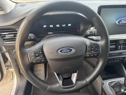 Photo 14 Ford Focus  SW 1.0 Flexifuel mHEV 125 ch Titanium X Business