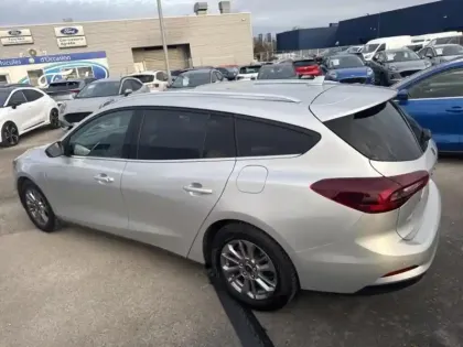 Photo 6 Ford Focus  SW 1.0 Flexifuel mHEV 125 ch Titanium X Business