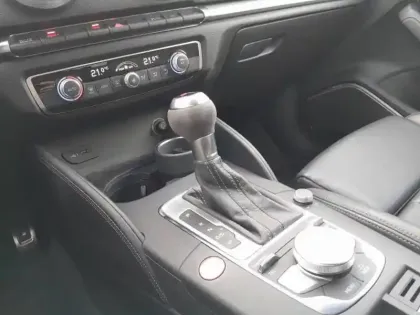 Photo 12 Audi RS3  Sportback 2.5 TFSI 400ch quattro S tronic 7 Euro6d-T