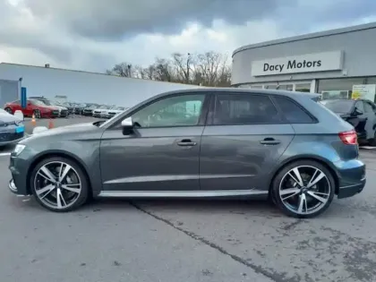 Photo 13 Audi RS3  Sportback 2.5 TFSI 400ch quattro S tronic 7 Euro6d-T