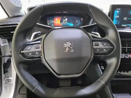 Photo 8 Peugeot 208  PureTech 100 S&S EAT8