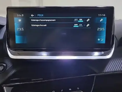 Photo 22 Peugeot 208  PureTech 100 S&S EAT8