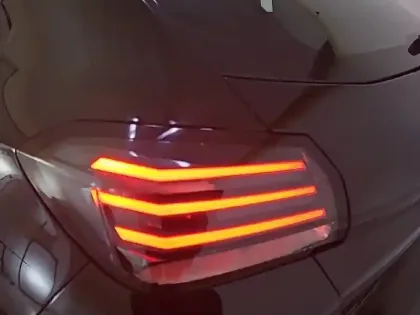 Photo 76 Peugeot 208  PureTech 100 S&S BVM6