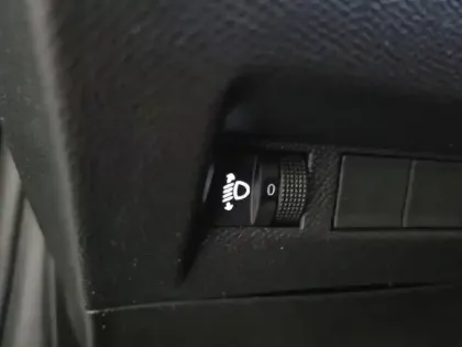 Photo 28 Peugeot 208  PureTech 100 S&S BVM6