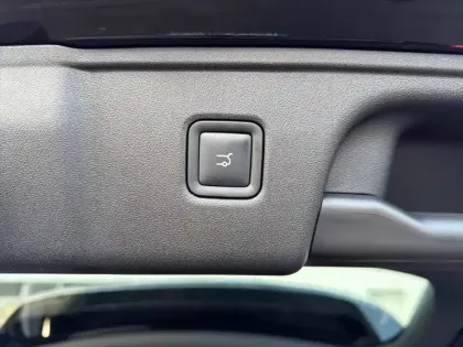 Photo 19 Leapmotor C10  REEV 28.4 kWh - 158 kW