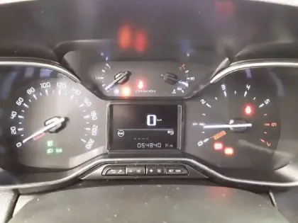 Photo 9 Citroën C3 Aircross  PureTech 110 S&S BVM6