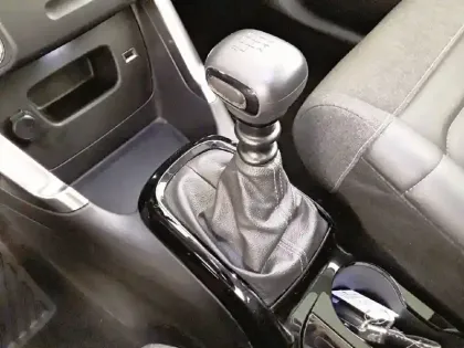 Photo 13 Citroën C3 Aircross  PureTech 110 S&S BVM6