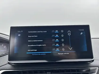 Photo 24 Peugeot 3008  Puretech 130ch S&S EAT8
